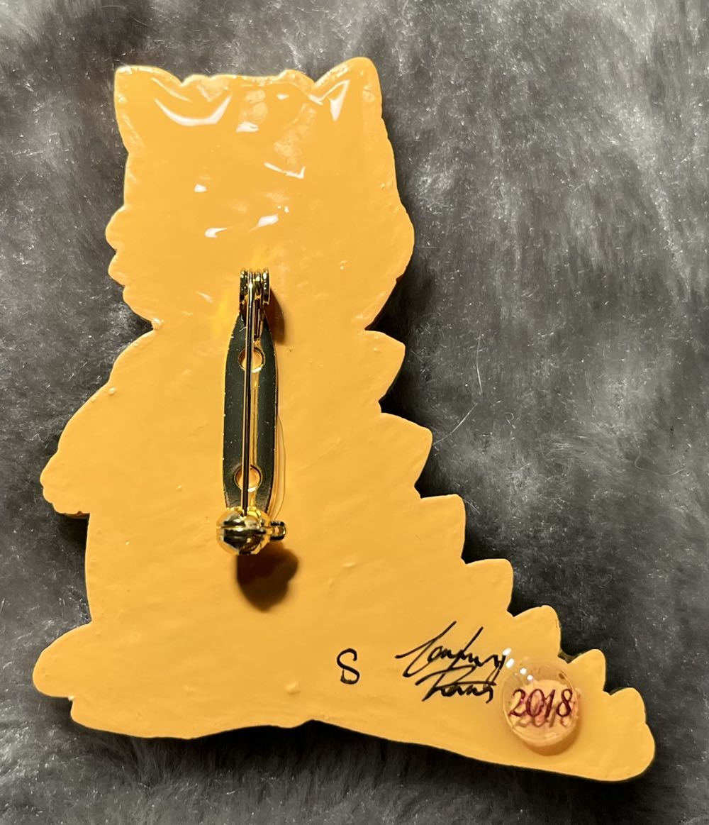 Vera Chan - Dino Cat (original green) - Brooch pin collectible - Main Image 3