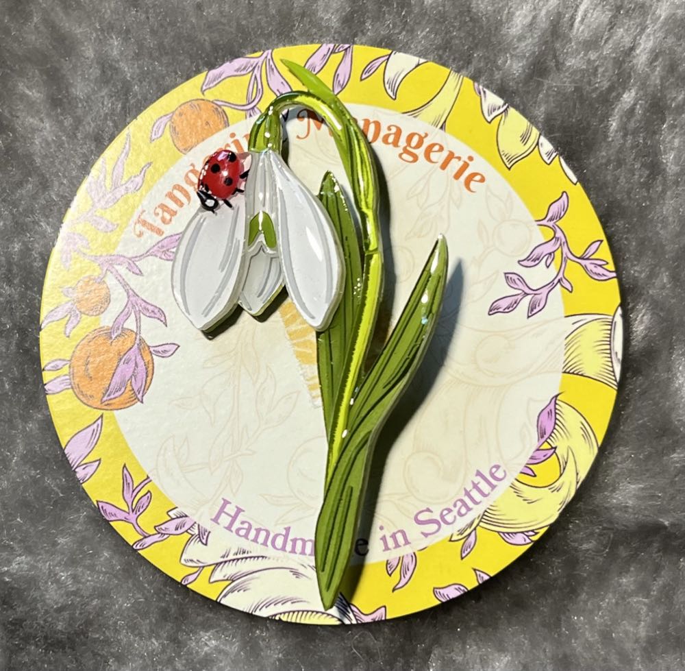 Tangerine Menagerie - Snow Drop - Brooch pin collectible - Main Image 2