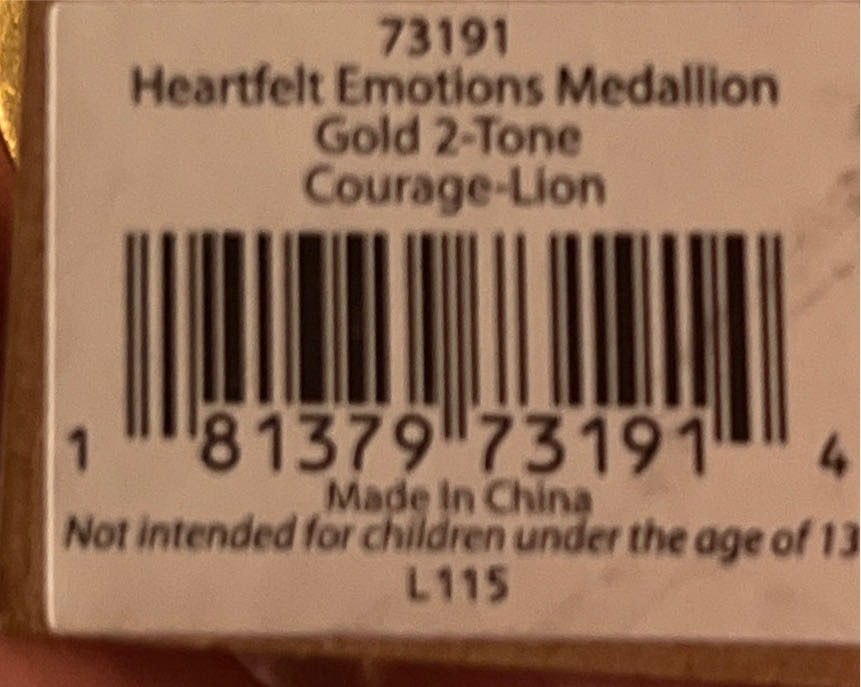 Courage Medalion  pin collectible - Main Image 2