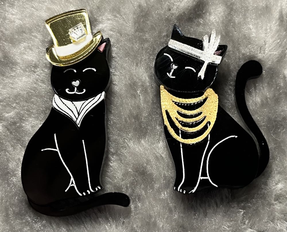 Wintershear - Mr Catsby - Brooch pin collectible - Main Image 3