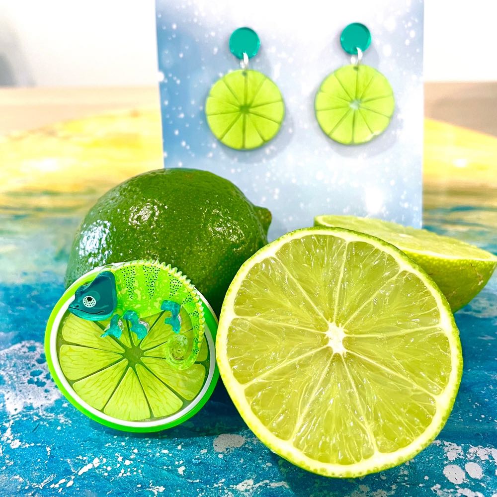 Wintersheart - Lime Chameleon  - Brooch pin collectible - Main Image 3