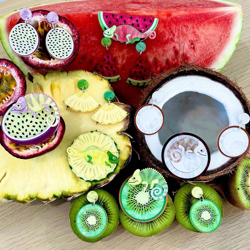 Wintersheart - Pineapple Slice Dangles - Earrings pin collectible - Main Image 4