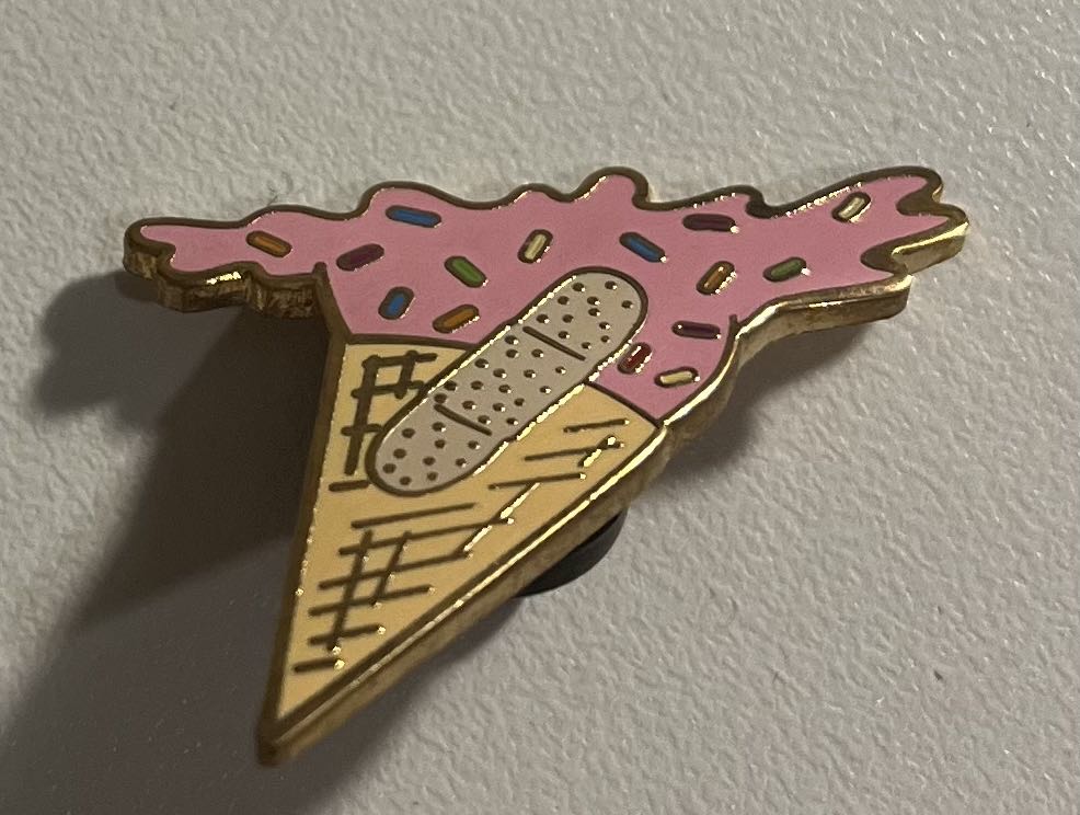 Blue Raven Designs - Cecil the Lion (gold)