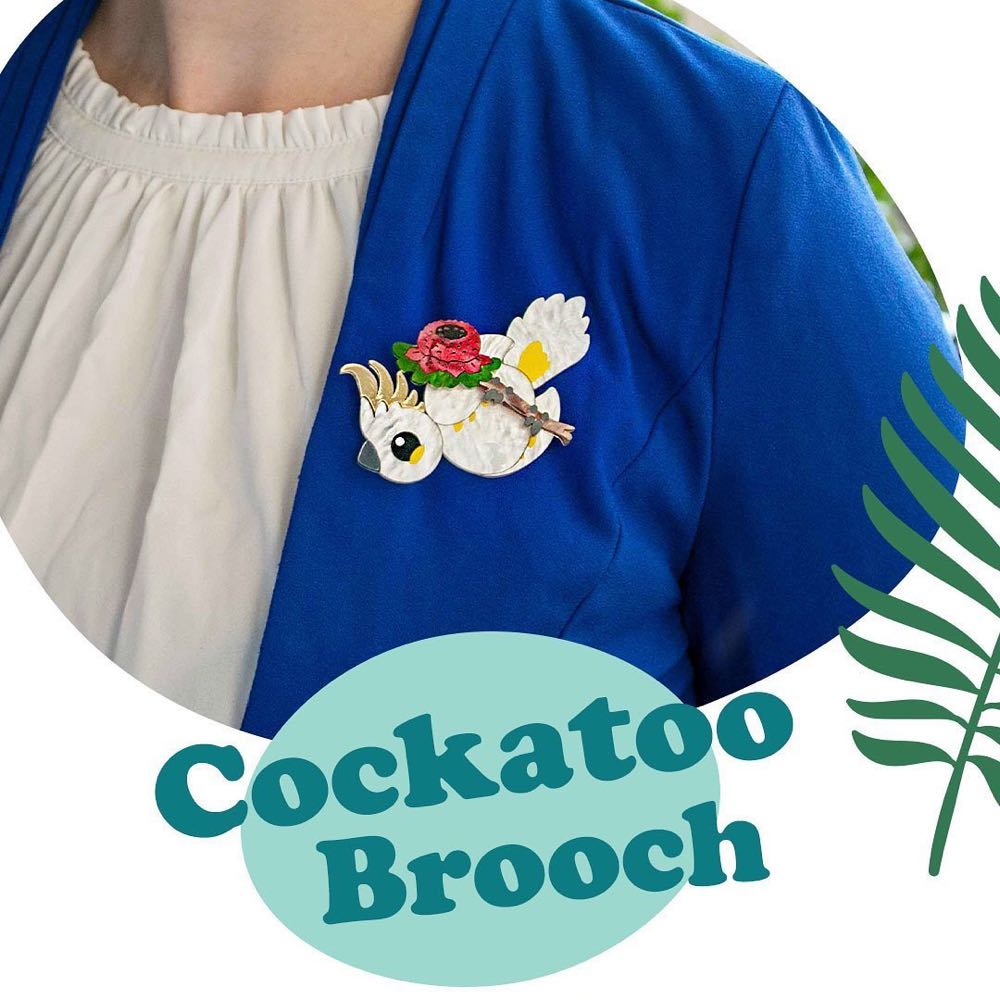Binkabu - Sulphur-Crested Cockatoo and the Waratah - Brooch pin collectible - Main Image 3