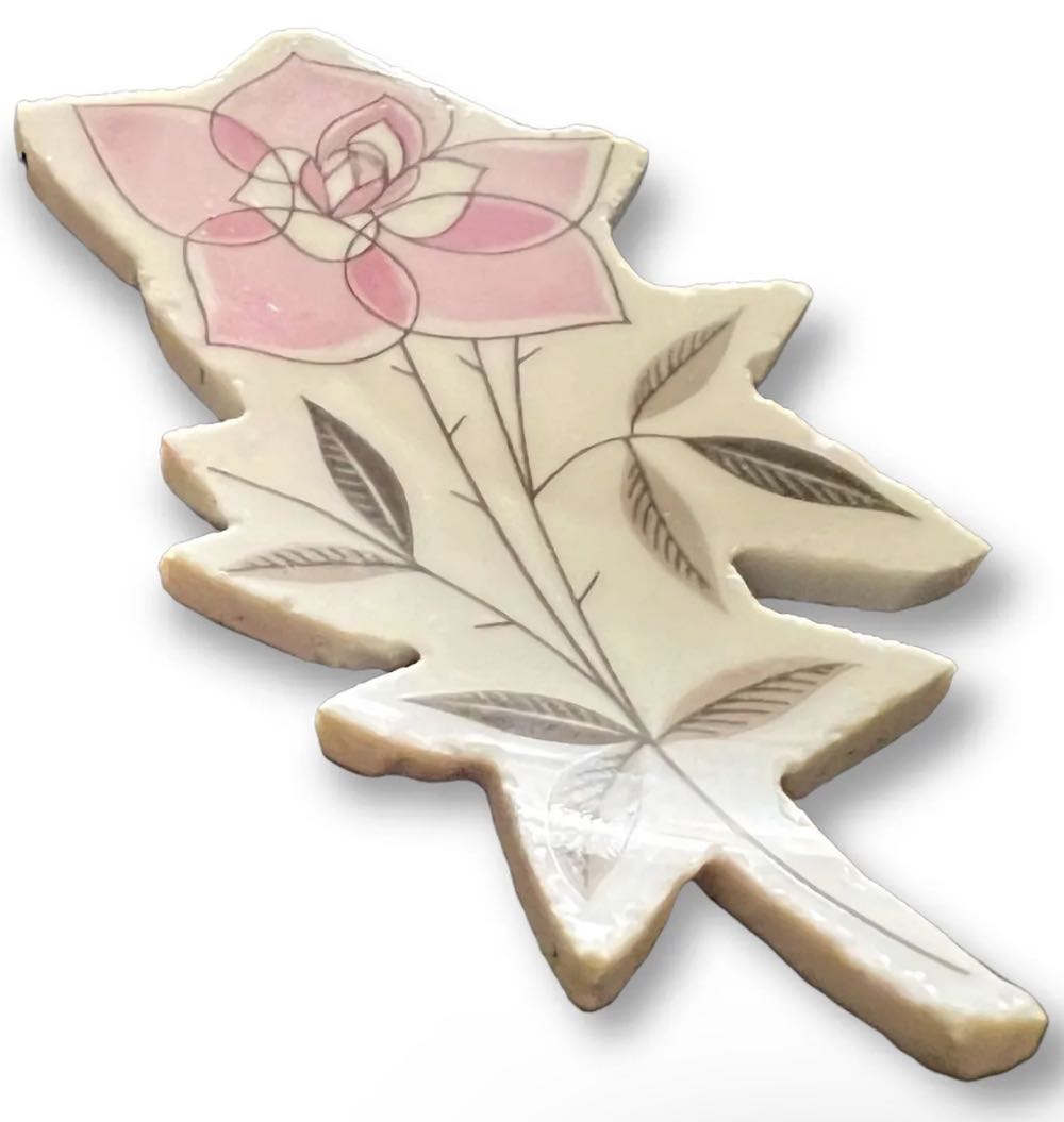 Unknown - Broken China Rose - Ceramic Brooch pin collectible - Main Image 2