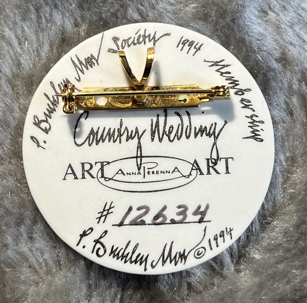 P. Buckley Moss Society - 1994 Country Wedding - Ceramic Brooch pin collectible - Main Image 2