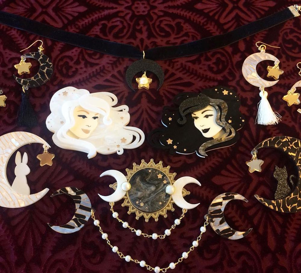 Fractured Lace - Moon Kitty - Brooch pin collectible - Main Image 4