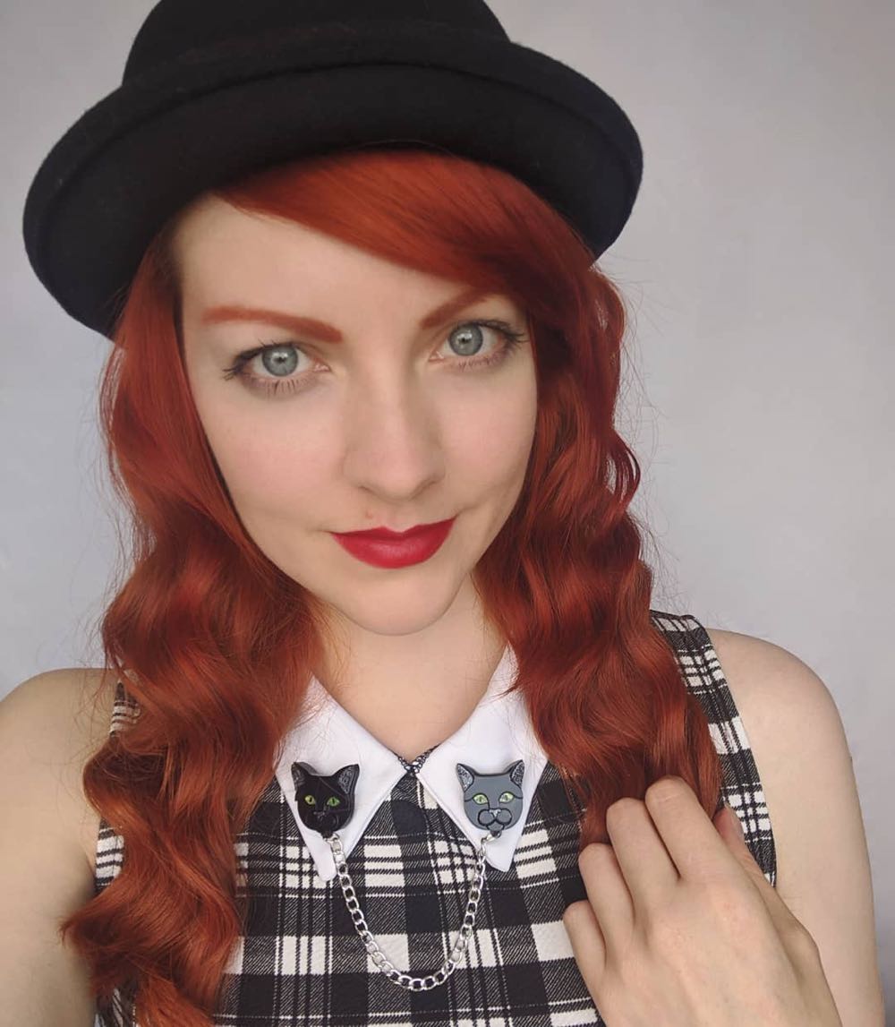 Rock the Panda - Black Cat (cardi clips) - Brooch pin collectible - Main Image 3