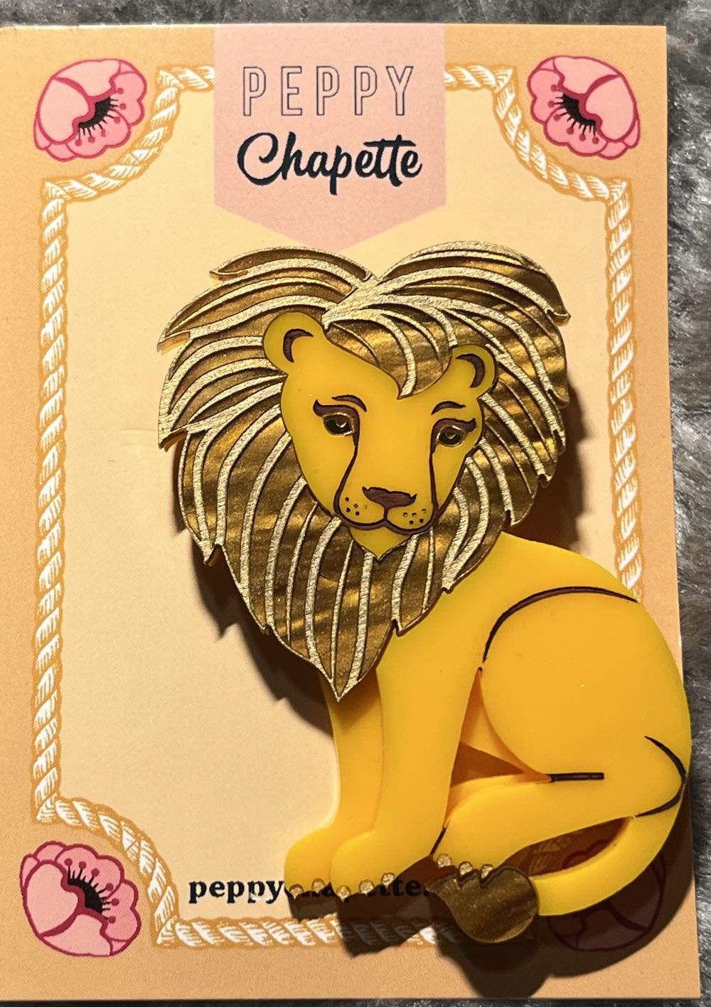 Peppy Chapette - Sunshine Lion - Brooch pin collectible - Main Image 3