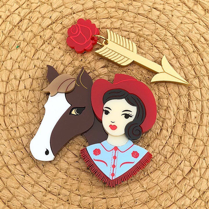 Peppy Chapette - Miss Georgia Mare - Brooch pin collectible - Main Image 1