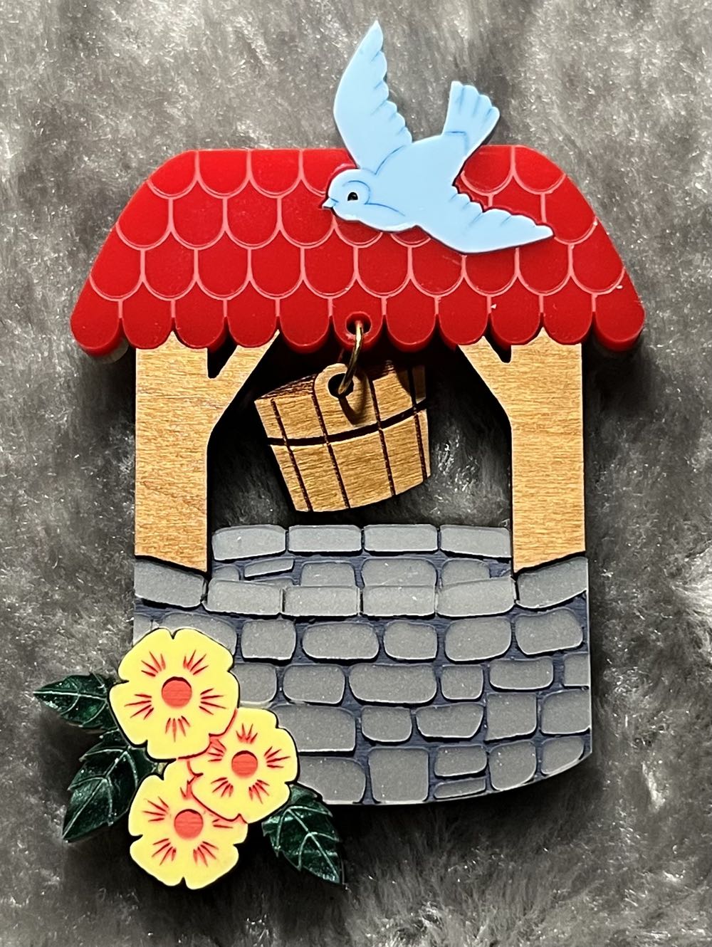 Peppy Chapette - Wishing You Well - Brooch pin collectible - Main Image 2