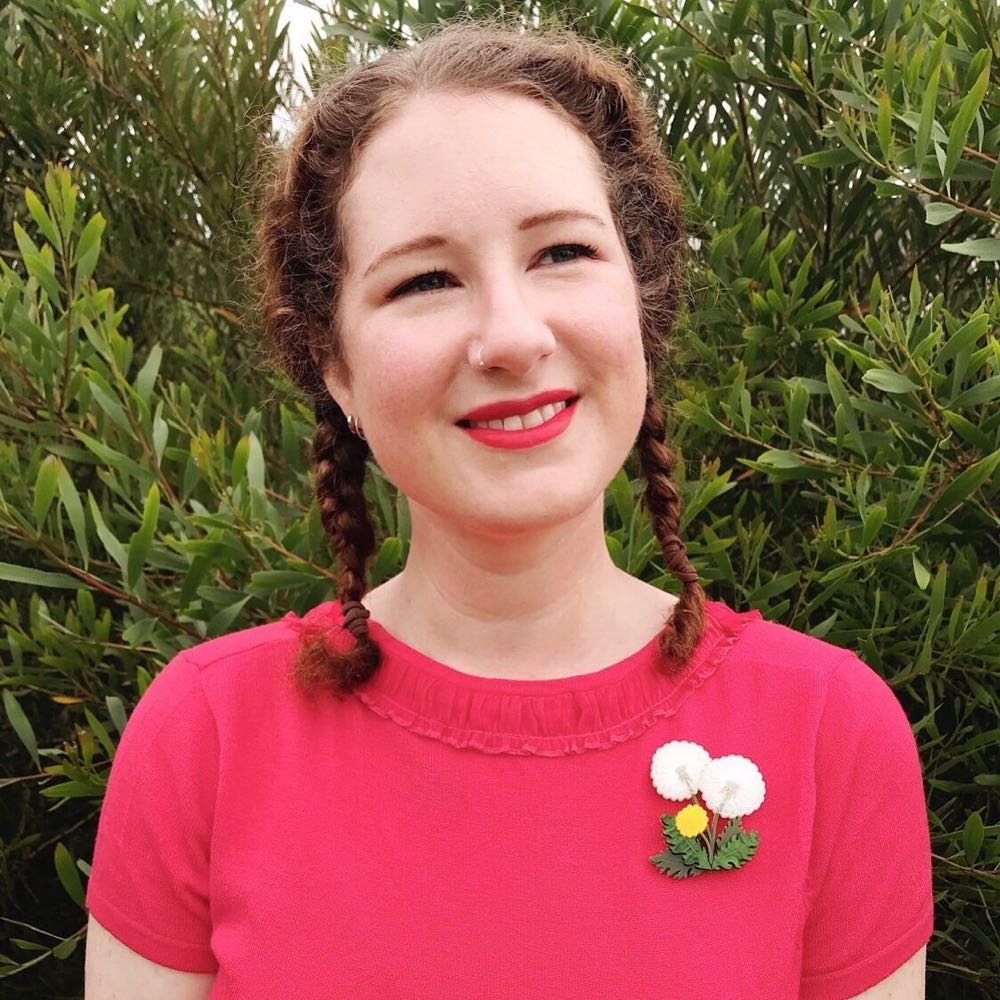 Teacup Girl - Summer O’Clock - Brooch pin collectible - Main Image 4