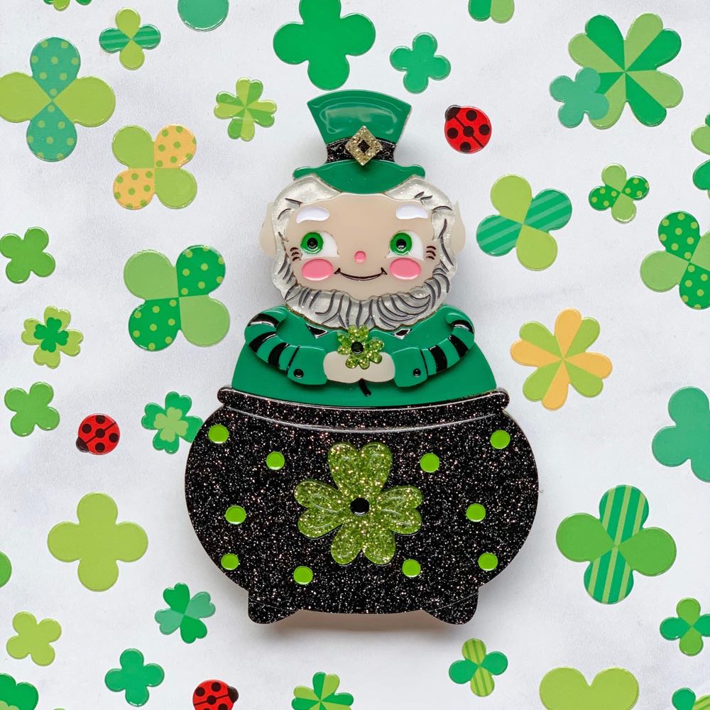 Lipstick & Chrome - Lucky Leprechaun - Brooch pin collectible - Main Image 3