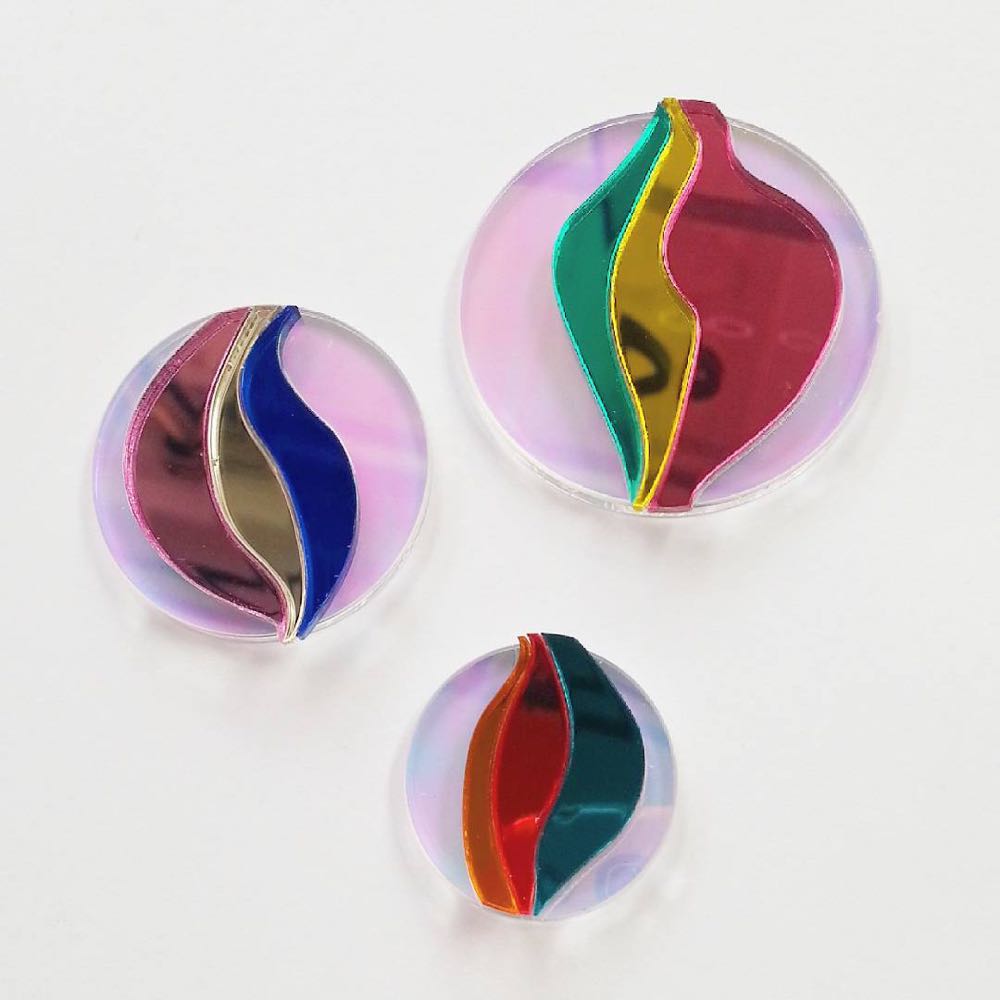 Mickey And Minnie Kissing Anchor