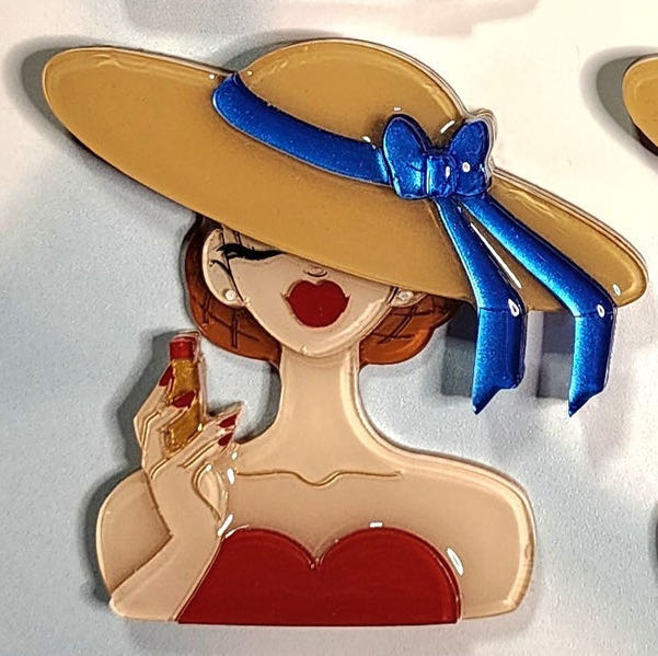 Lillian*Madison - TuPu Empress - Brooch pin collectible - Main Image 1