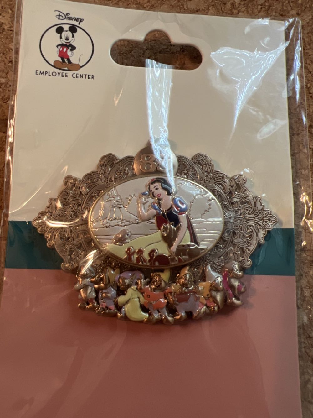 Snow White 85th Anniversary Series - Snow White and Forest Animals  pin collectible [Barcode 400000180038] - Main Image 2