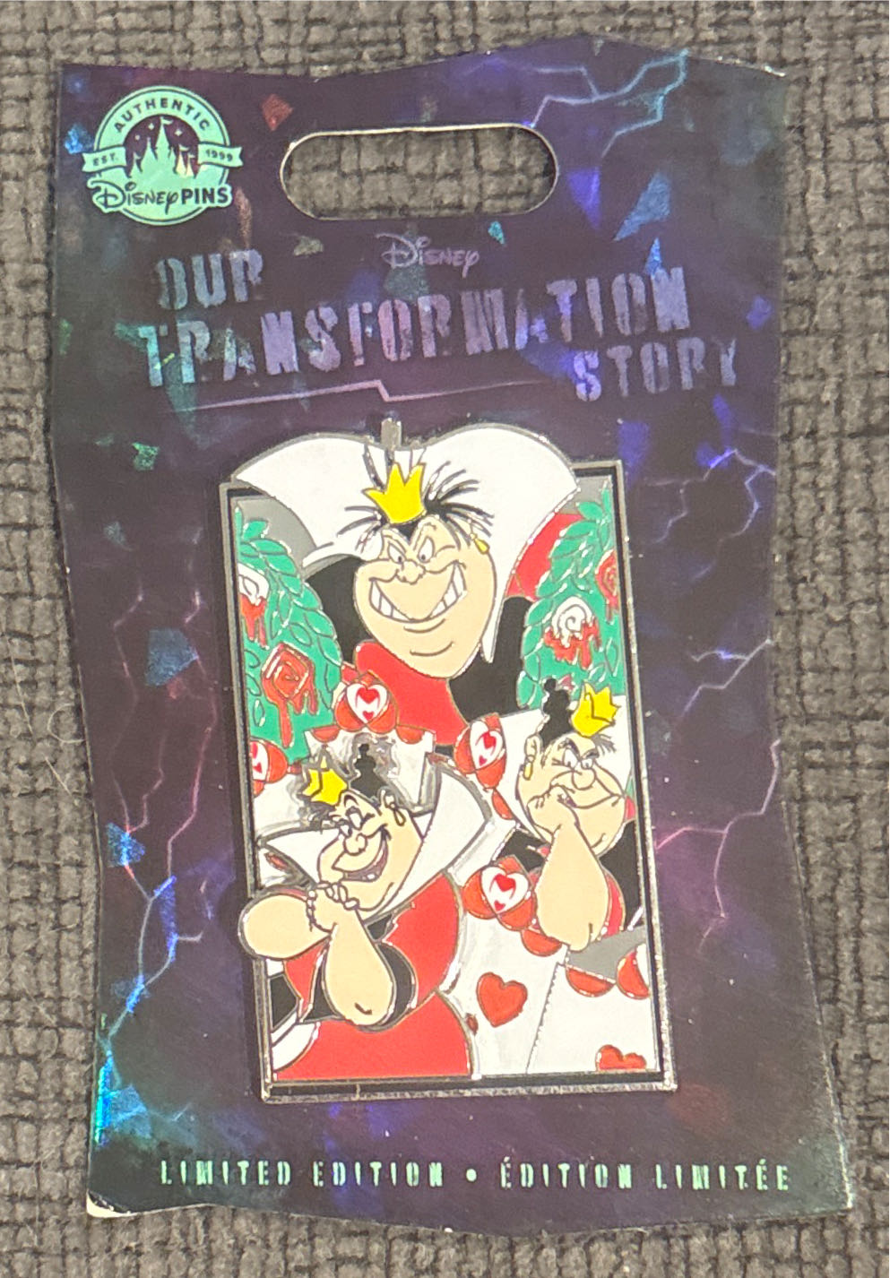 Alice In Wonderland Transformation Story Queen Of Hearts - Disney Pin pin collectible [Barcode 400951569555] - Main Image 3