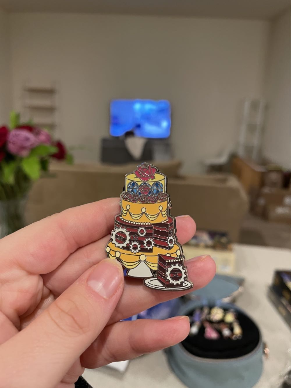 Custom Cake Creation Mystery Pin Official Disney Parks Product  pin collectible [Barcode 400946518834] - Main Image 4