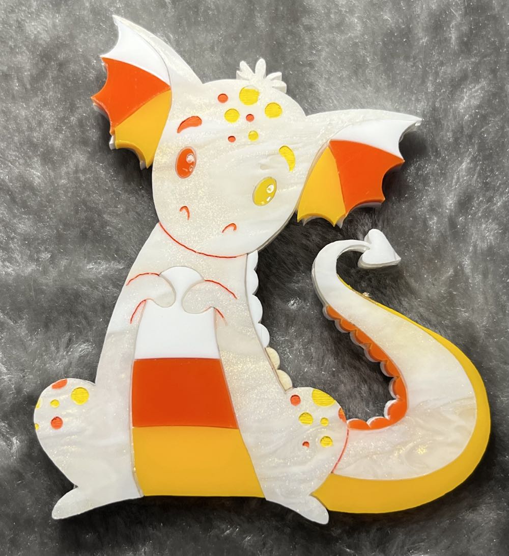 The Odd & the Sparkly - Treat the Halloween Dragon - Brooch pin collectible - Main Image 2