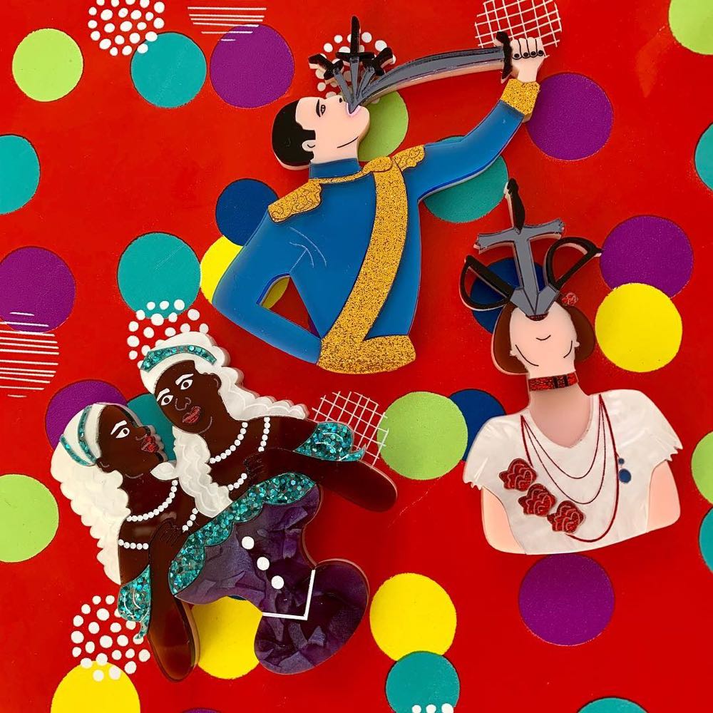 Switchblade Maid - Mademoiselle Clifford Sword Swallower - Brooch pin collectible - Main Image 3