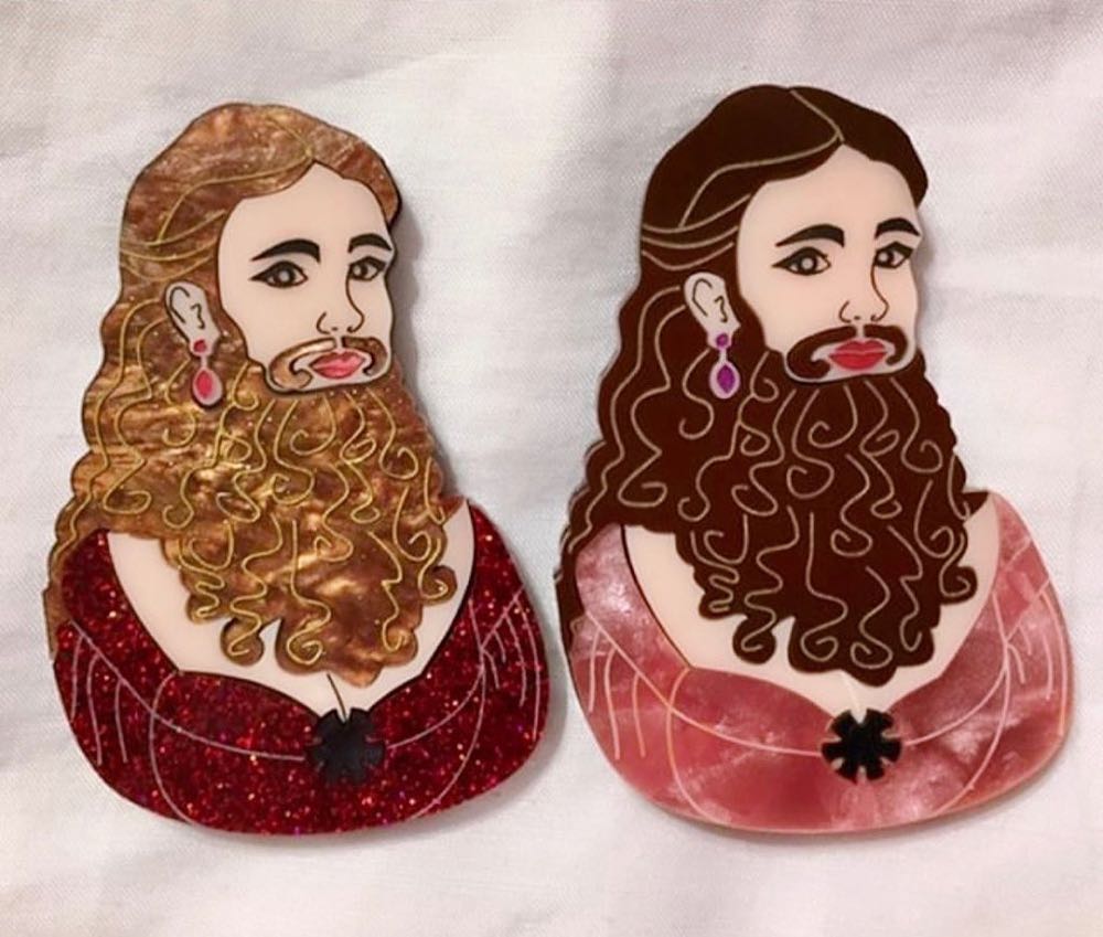 Switchblade Maid - Bearded Lady (deluxe version) - Brooch pin collectible - Main Image 3