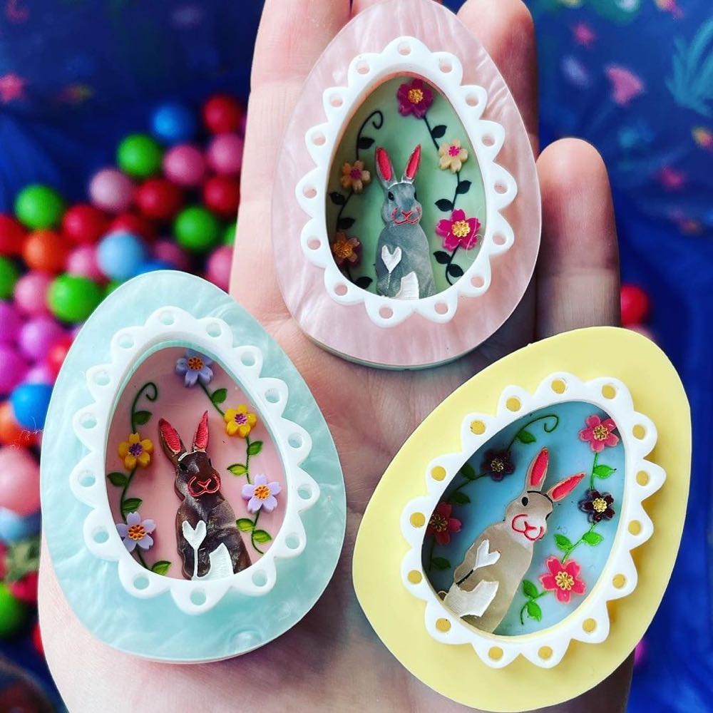 Daisy Jean Floral - Easter Egg Bunny (2020 colorway) - Brooch pin collectible - Main Image 3