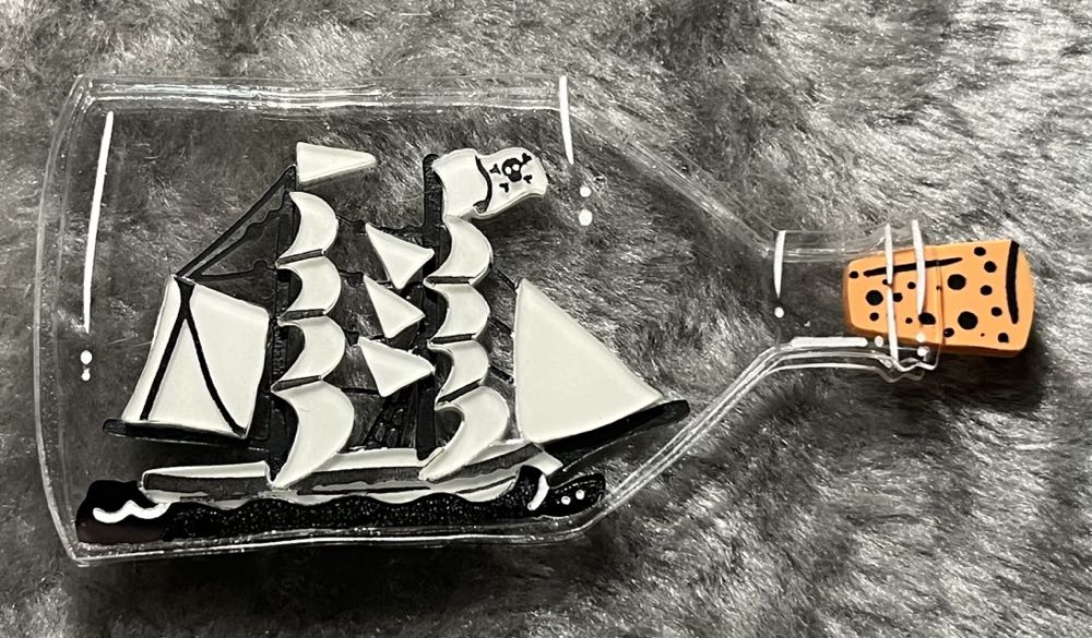 Hungry Designs - Ghost Ship in a Bottle - Brooch pin collectible - Main Image 2