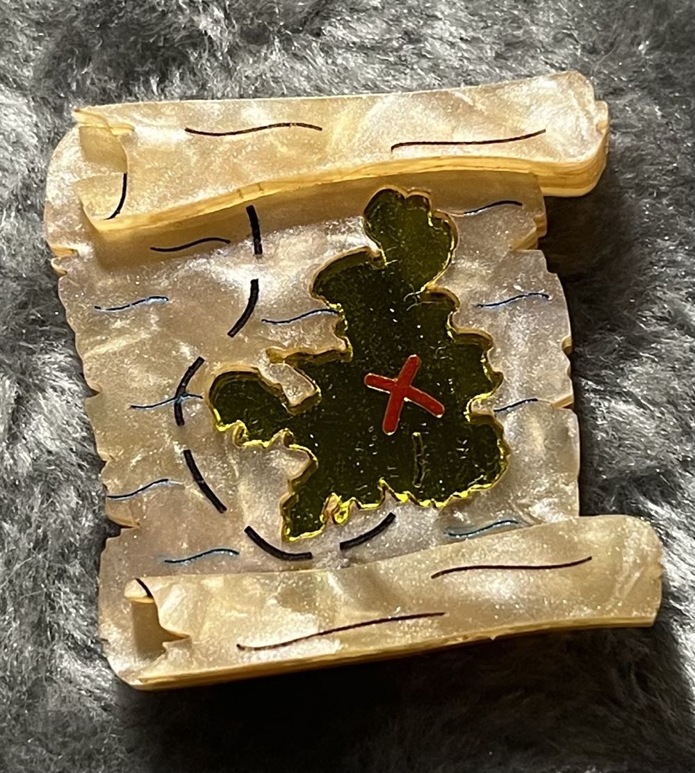 Arty Octopus - Treasure Map - Brooch pin collectible - Main Image 2