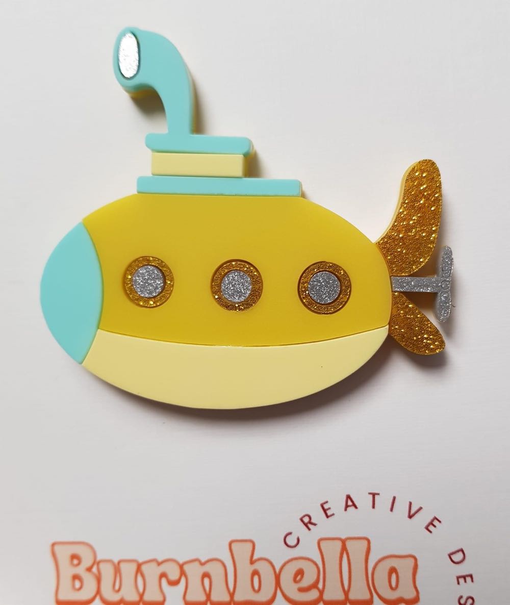 Burnbella - Yellow Submarine - Brooch pin collectible - Main Image 2