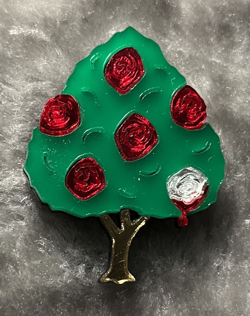 ChooMa - Red Rose Bush - Brooch pin collectible - Main Image 2