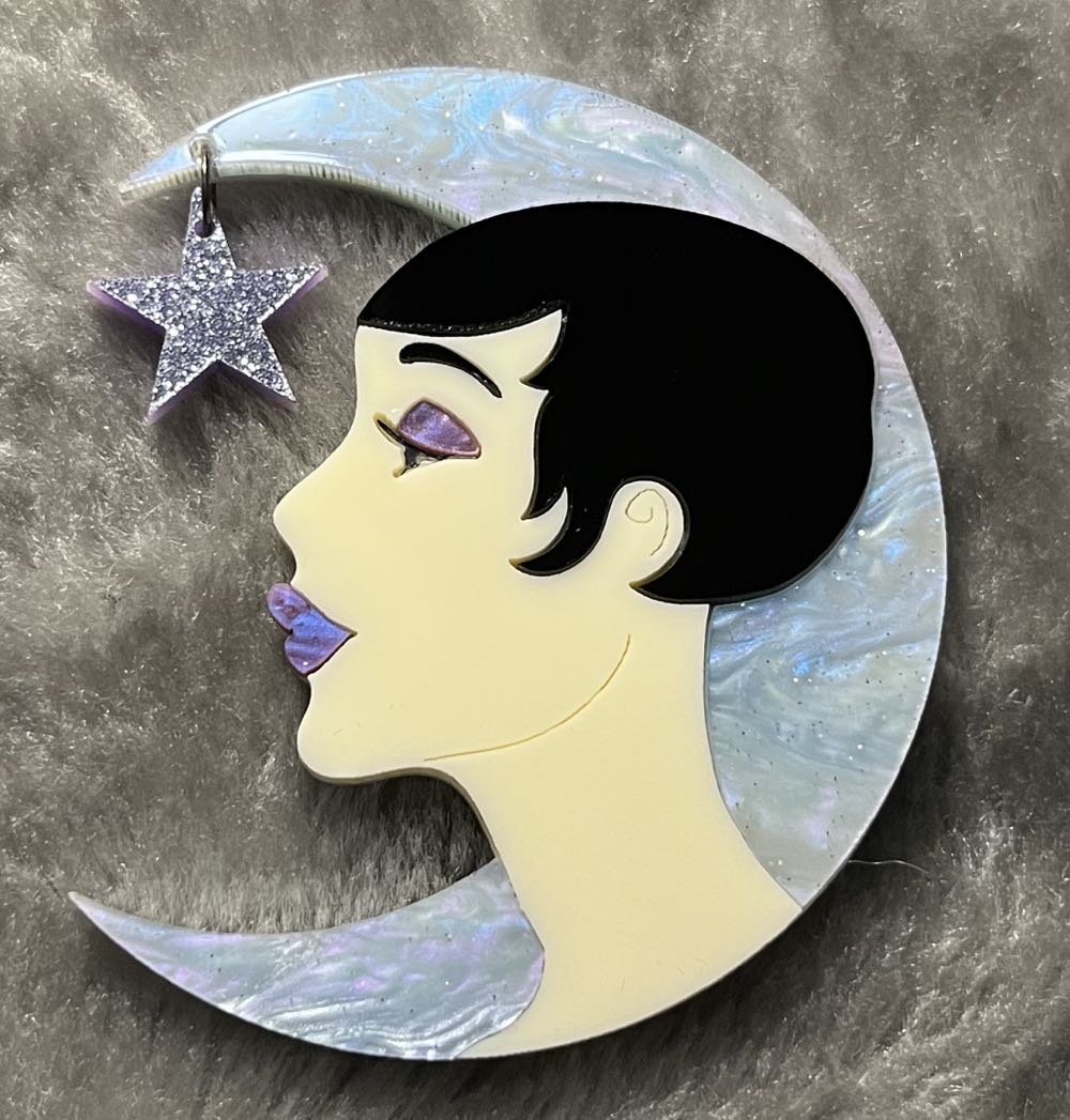 Tantalising Treasures - Star Gazer - Brooch pin collectible - Main Image 2