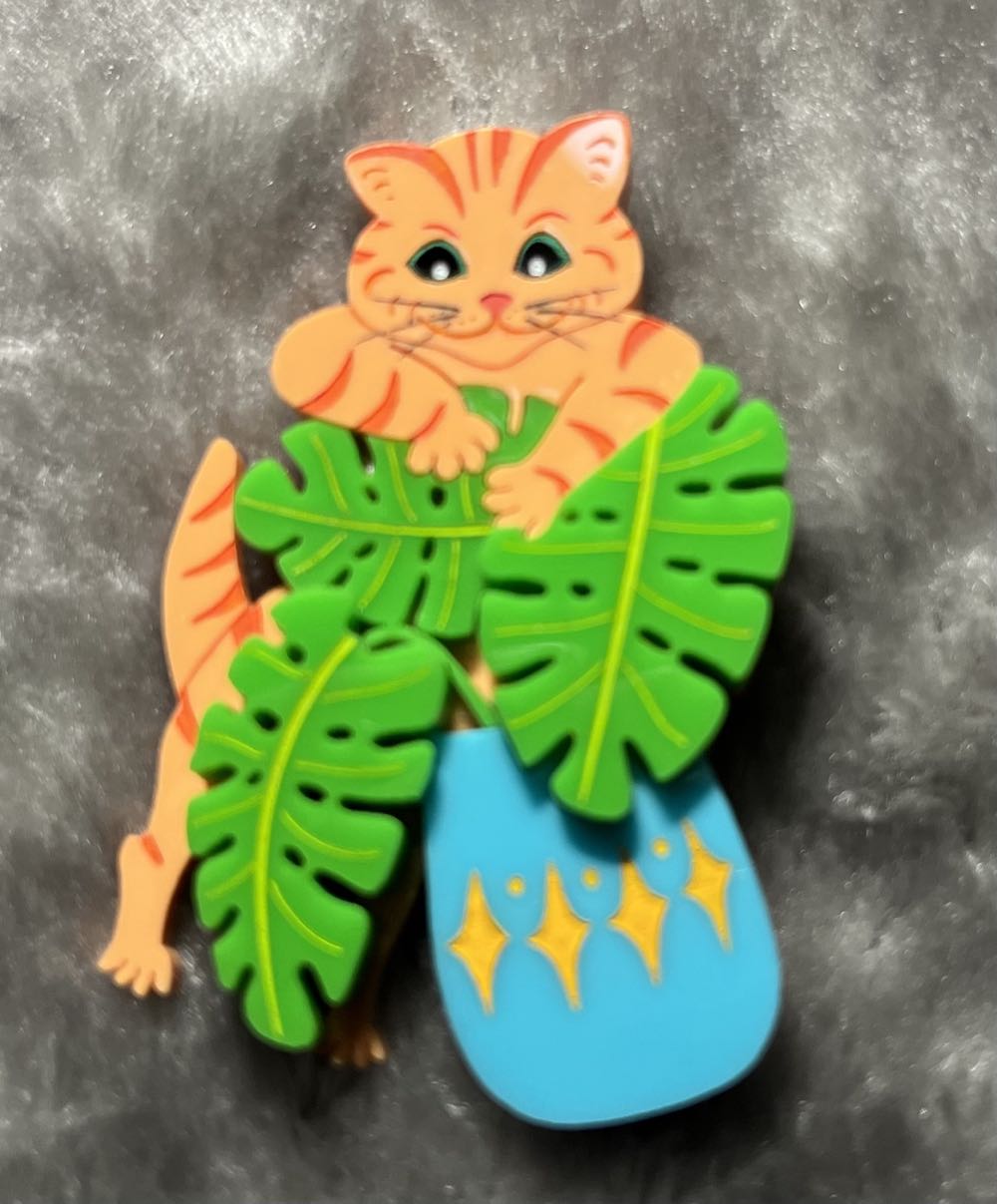 Quetzy - Mr. Potts - Brooch pin collectible - Main Image 2