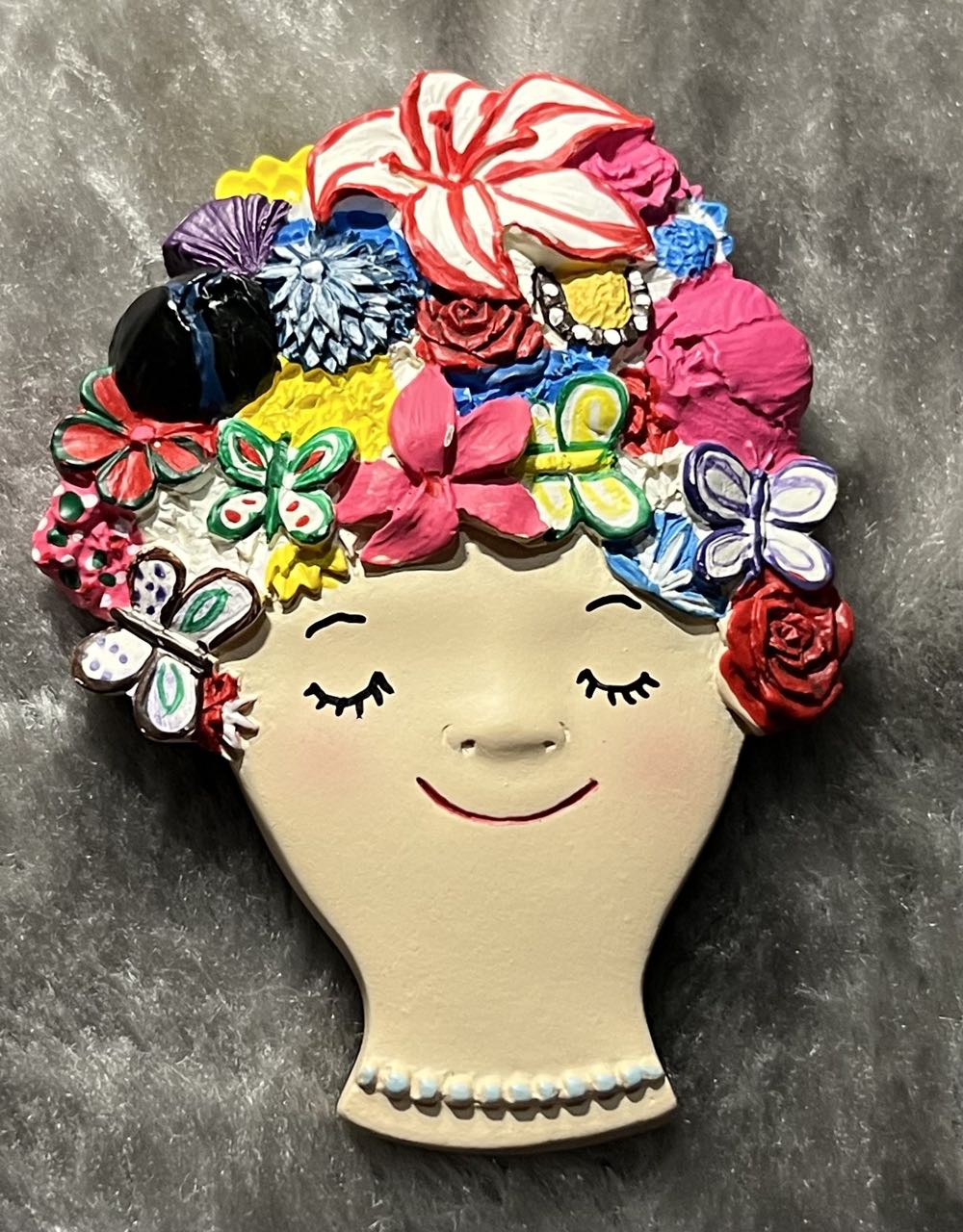 Eva Armisen - En Flor - Ceramic Brooch pin collectible - Main Image 2