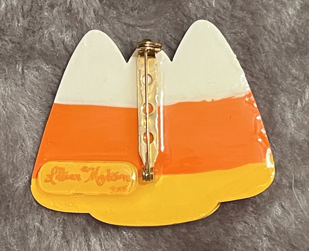 Lillian*Madison - Candy Corn - Brooch pin collectible - Main Image 3