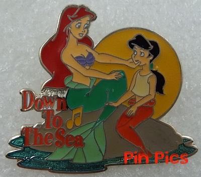 Cast Member Costume Tower Of Terror Silver Chaser