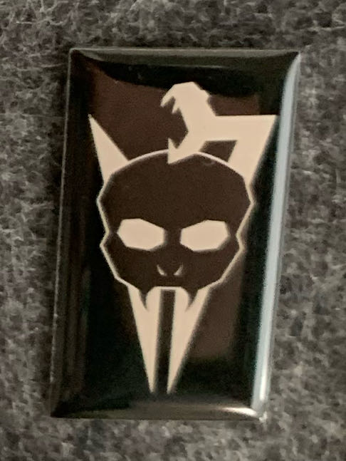 Voldertmort School - Wizarding World pin collectible - Main Image 1