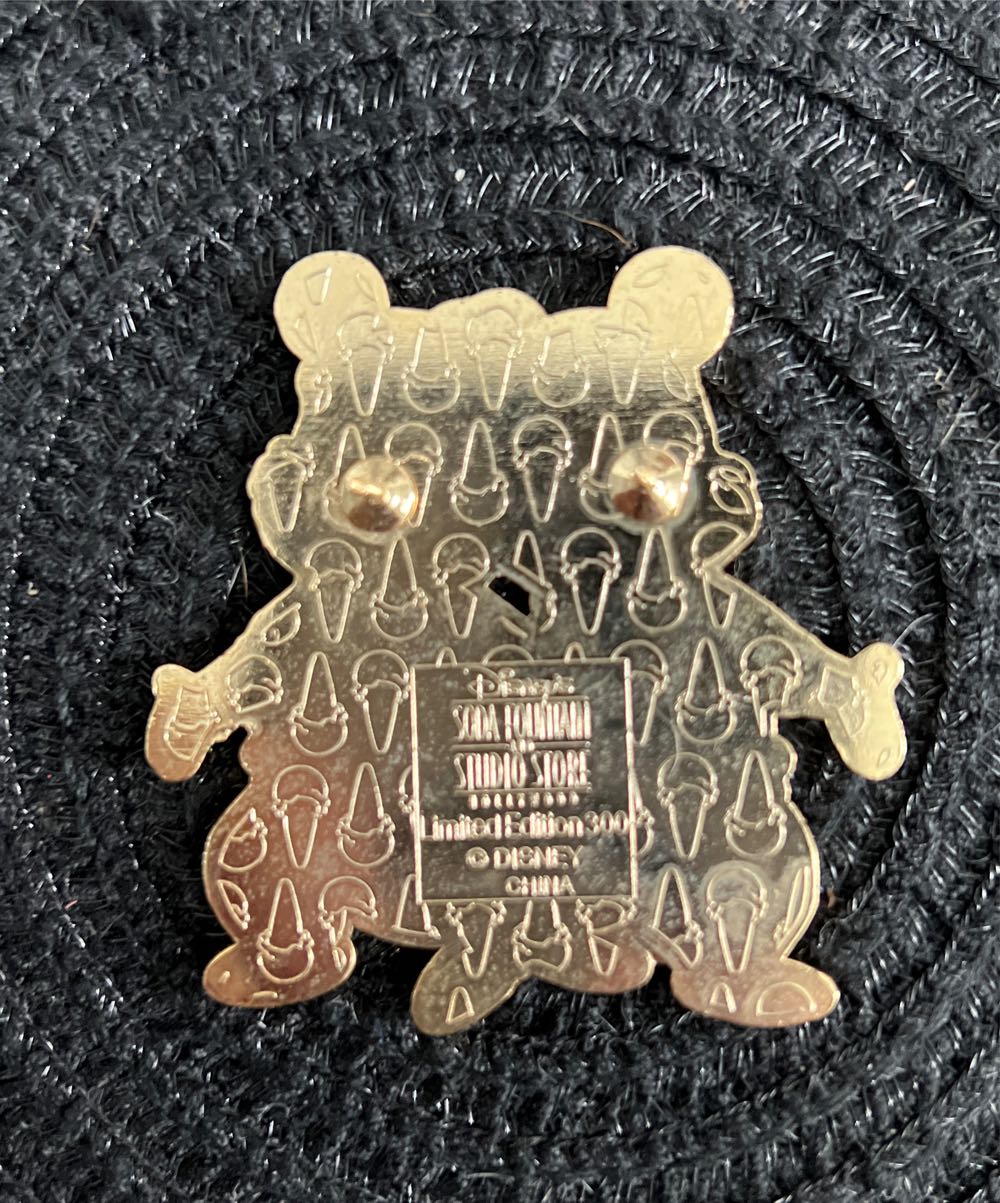 Chip N Dale Mickey Mouse Club - Soda Fountain pin collectible - Main Image 2