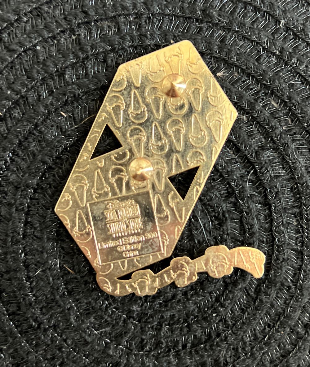 Chip N Dale Box Kite - Soda Fountain pin collectible - Main Image 2