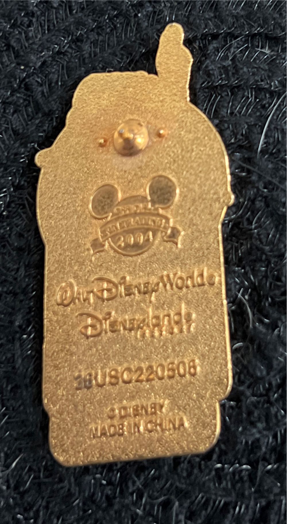 Chip N Dale 2004 Olympics - WDW/DLR pin collectible - Main Image 2