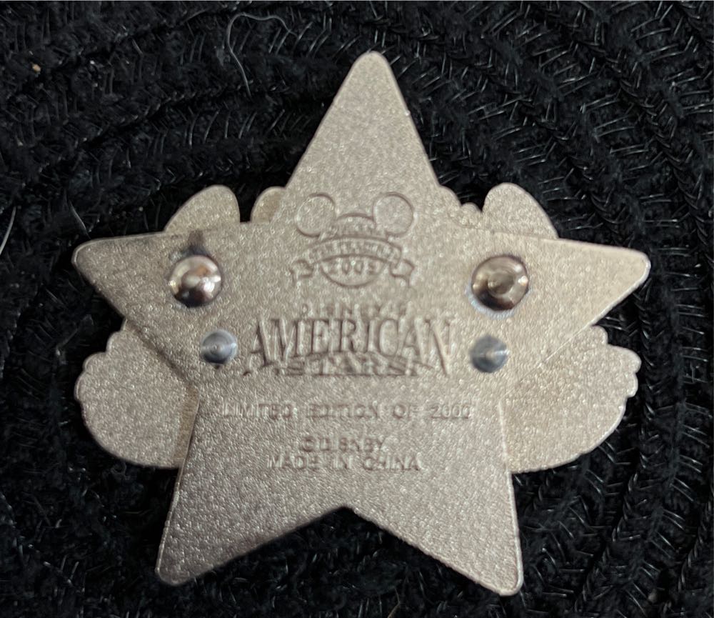 Chip N Dale American Stars  pin collectible - Main Image 2