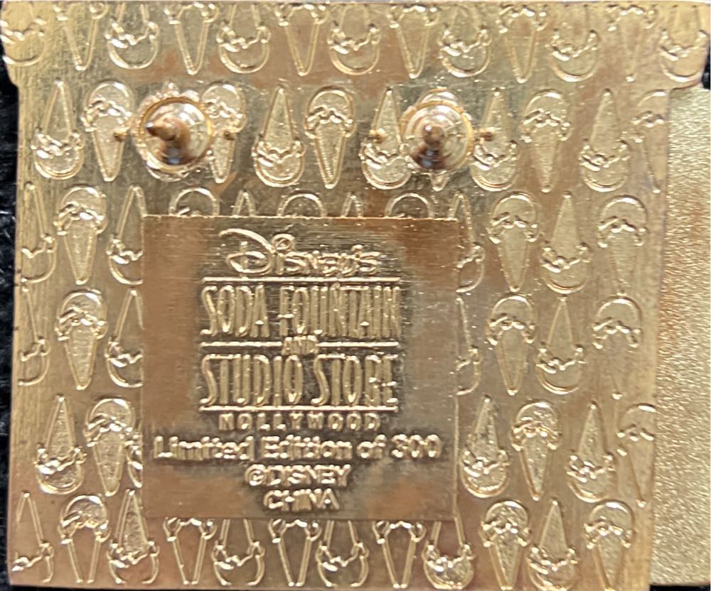 Chip N Dale Soda Jerk  - Soda Fountain pin collectible - Main Image 2