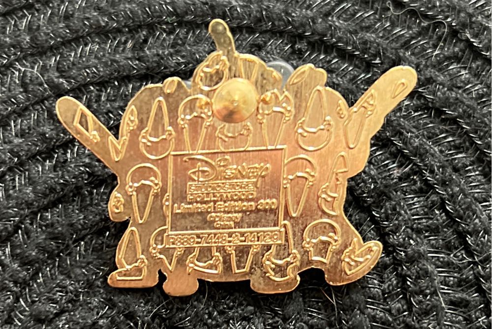 Chip N Dale Sundae - PTD pin collectible - Main Image 2