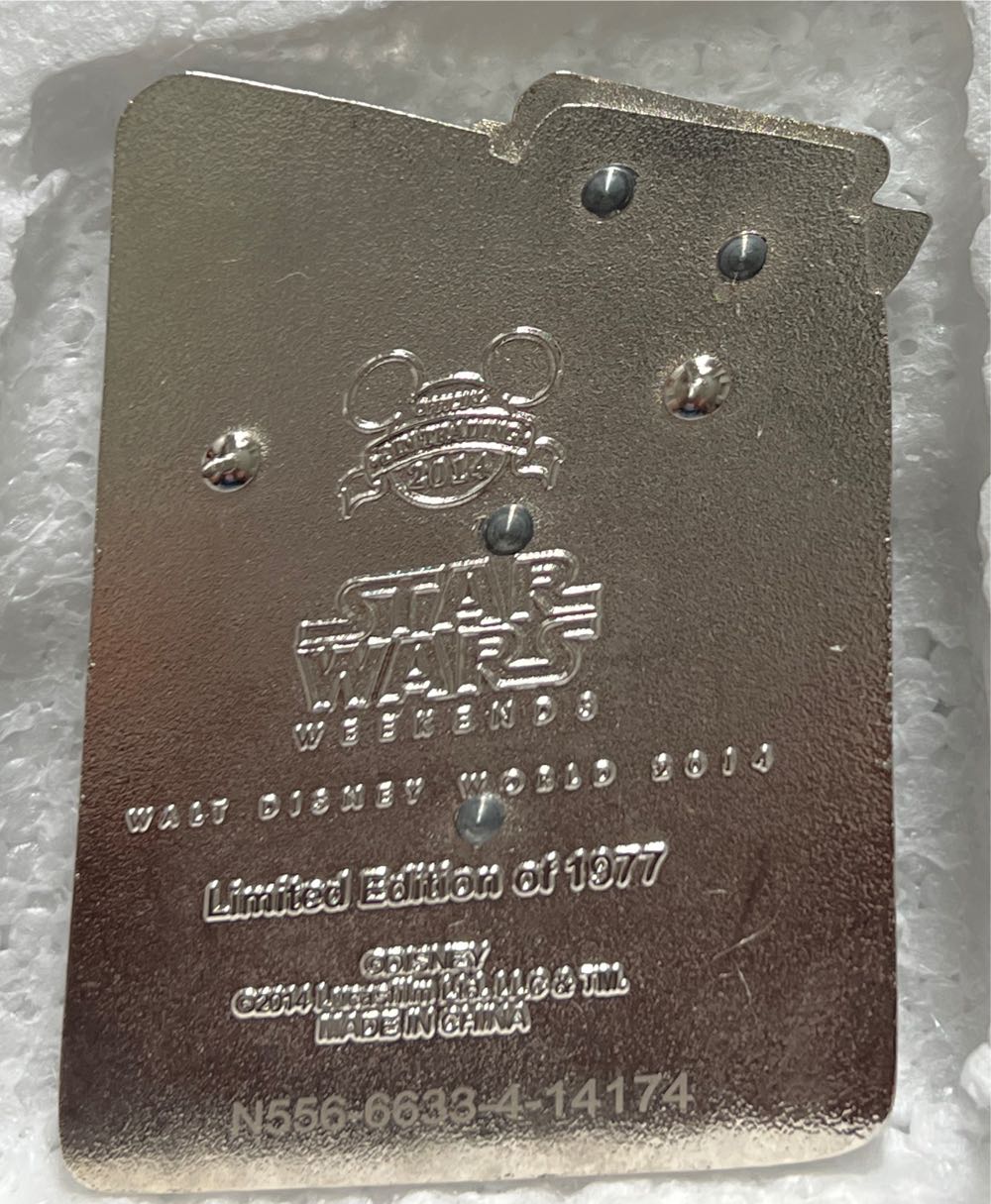 Chip N Dale Ewok - Collectible Pin Set pin collectible - Main Image 2