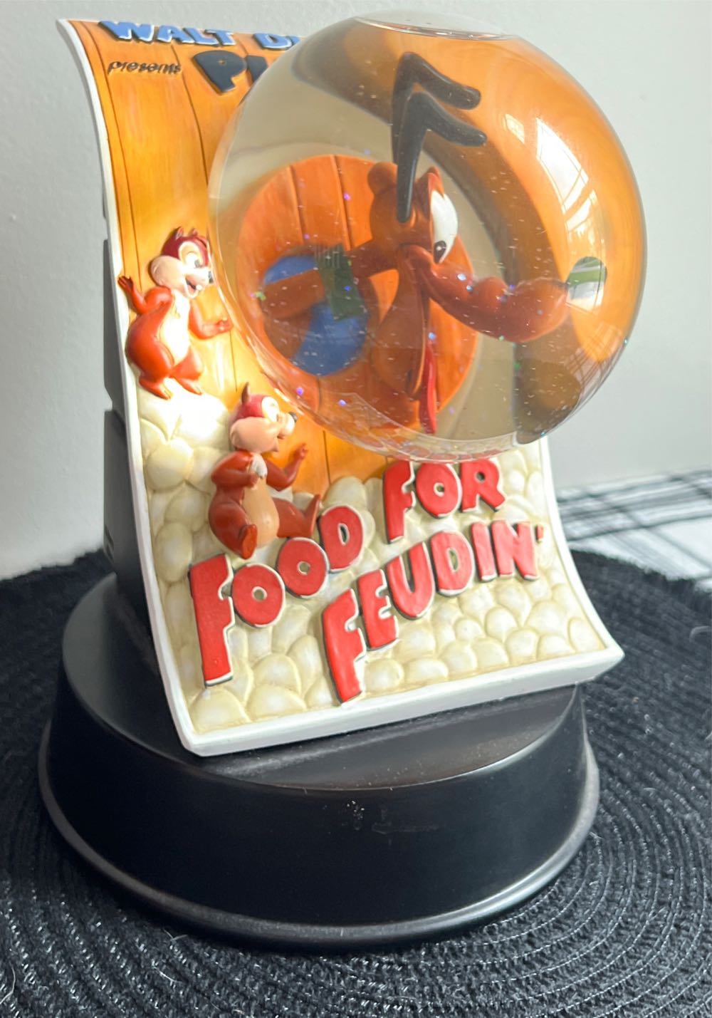 Chip N Dale With Pluto Food For Feudin’ - Collectible Pin Set pin collectible - Main Image 3