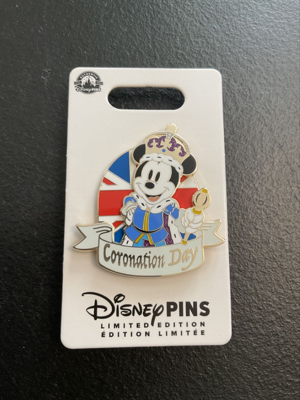 Small Gold Donald Duck