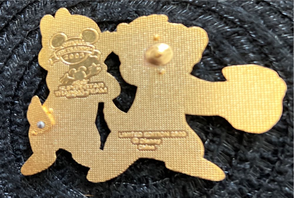 Chip N Dale Super Star Trading Team  - WDW/DLR pin collectible - Main Image 2