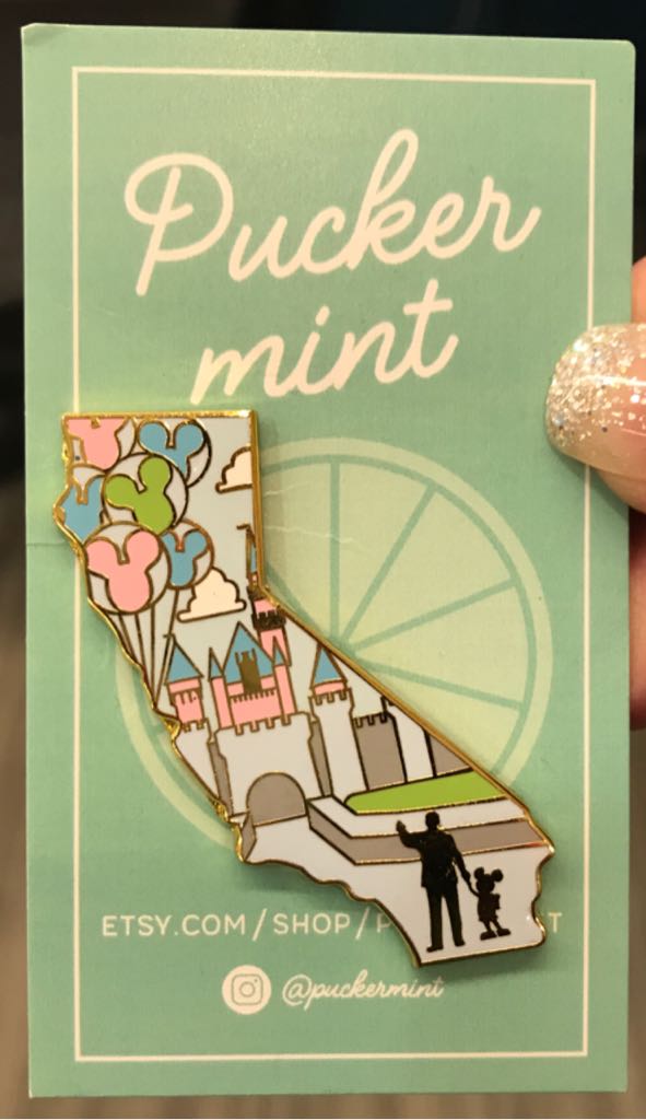 Square Enix Kingdom Hearts: 20th Anniversary Pins Box Volume 1