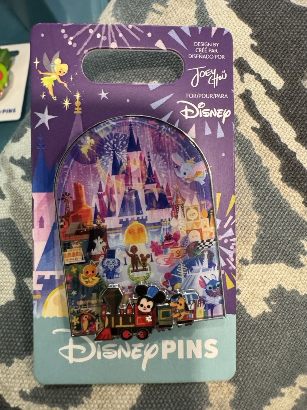 Disney Parks Joey Chou Cinderella Castle Magic Kingdom - Open Edition pin collectible [Barcode 400958573425] - Main Image 2