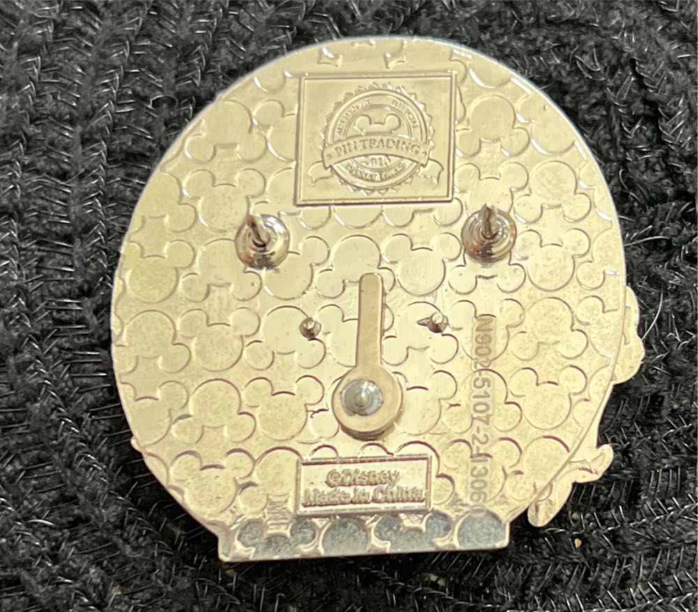 Chip N Dale Haunted Mansion Moving Candles - Attractions pin collectible - Main Image 2