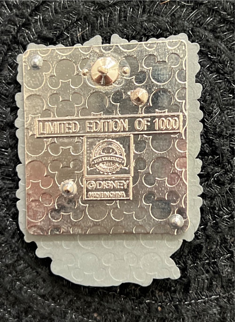 Chip N Dale Haunted Mansion Duelers Glow In The Dark - Halloween pin collectible - Main Image 2